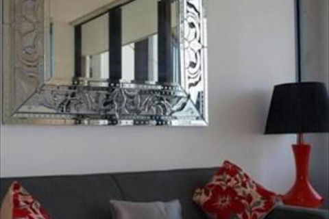 Docklands Prestige Apartments - ACT Tourism 6