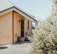Kangaroo Ridge Retreat - ACT Tourism