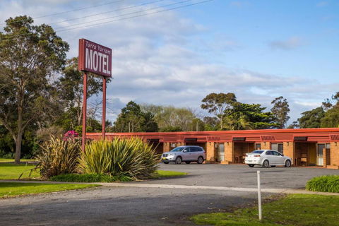 Tarra Motel - ACT Tourism 3