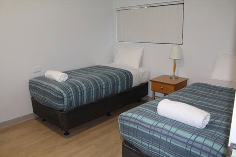 Mandurah Ocean Marina Chalets - ACT Tourism 7