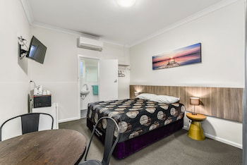 Rest Motels Naracoorte - ACT Tourism 3