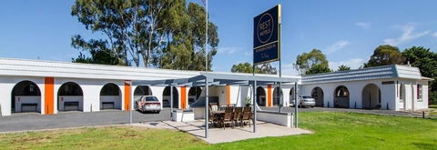 Rest Motels Naracoorte - ACT Tourism 2