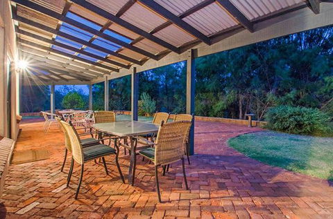 Yallingup Pet Friendly Bush Retreat - ACT Tourism 2
