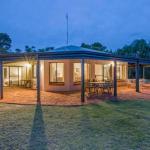 Yallingup Pet Friendly Bush Retreat - ACT Tourism 0