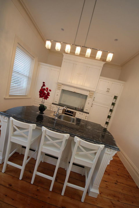 Girt By Sea Warrnambool - ACT Tourism 1