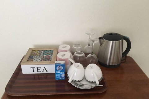 The Royal Dolphin B&B In Safety Bay - ACT Tourism 7