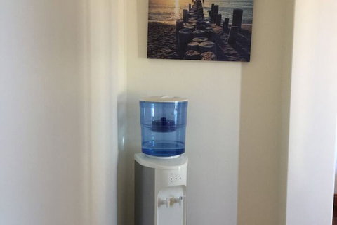 The Royal Dolphin B&B In Safety Bay - ACT Tourism 2