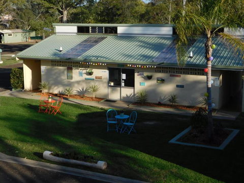 Villa Holiday Park - ACT Tourism 6