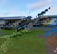 Marion Bay Holiday Villas - ACT Tourism