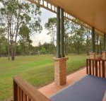 Merewether Homestead with Pool  Family friendly - ACT Tourism