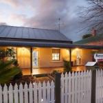 Rawsons Retreat Five Bedroom Home Walk CBD Includes Breakfast - ACT Tourism 0