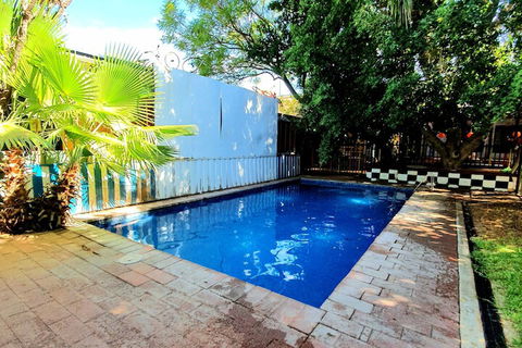 Jump Inn Alice Budget Accommodation - ACT Tourism 2