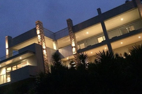 Hollywood Tree House - ACT Tourism 2