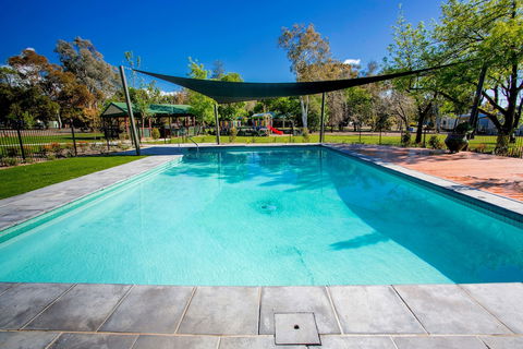 Albury Gardens Tourist Park - ACT Tourism 4