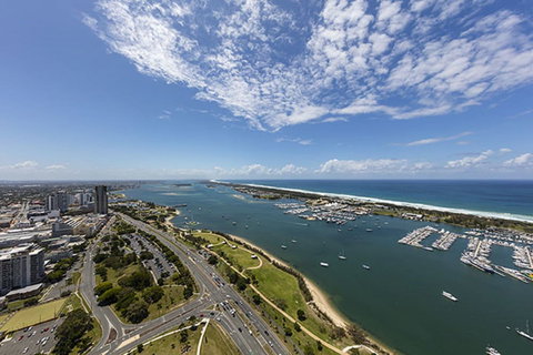 Meriton Suites Southport, Gold Coast - ACT Tourism 0