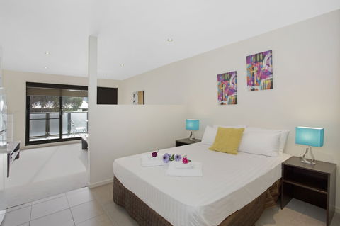 Astra Apartments Glen Waverley At VIQI - ACT Tourism 1