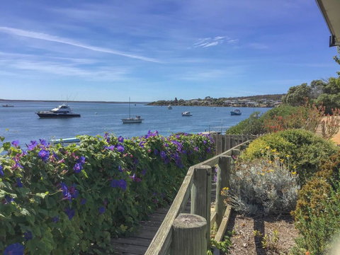 Walshys Shack - ACT Tourism 5