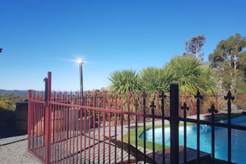 The Hobart Entrance - ACT Tourism 0