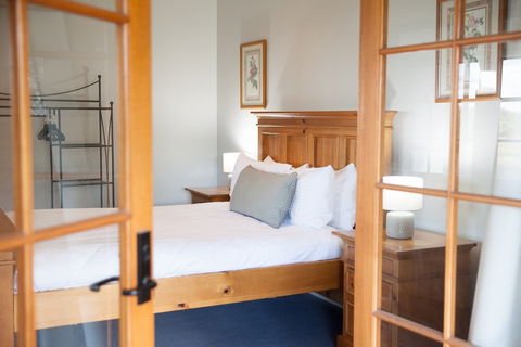 Audrey Wilkinson Vineyard - ACT Tourism 6