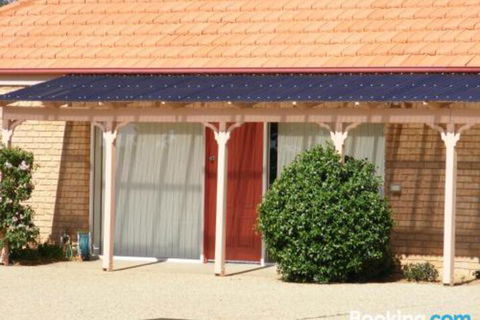 Fairways Bed & Breakfast At Jerilderie - ACT Tourism 2