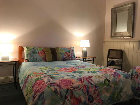 Flying Fox Backpackers - ACT Tourism 4