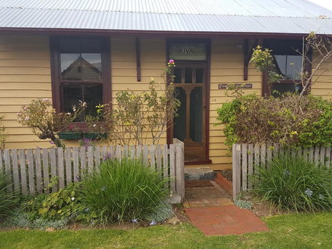Twomeys Cottage - ACT Tourism 3