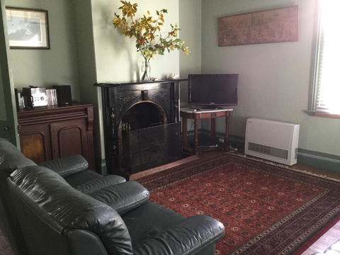 Albion Cottage - ACT Tourism 1