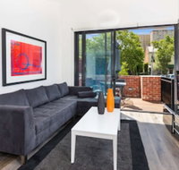 Class Style and Location in Carlton - ACT Tourism