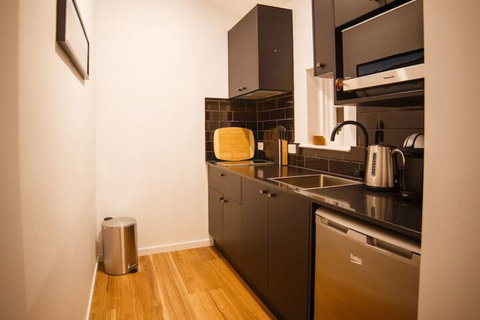 Sanctum Boutique Apartments - ACT Tourism 4