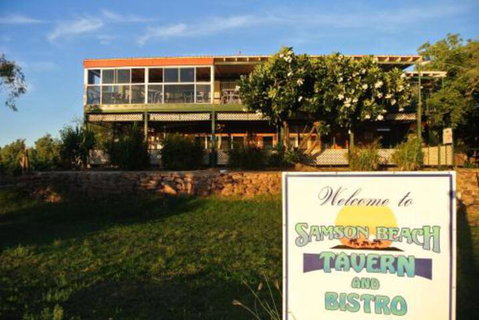 Samson Beach Chalets - ACT Tourism 2