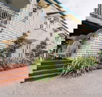 Balmoral Queenslander - ACT Tourism