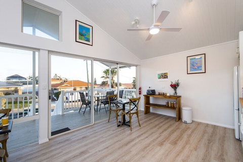 North Beach Bed And Breakfast - ACT Tourism 3