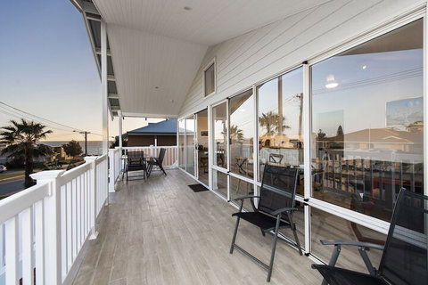 North Beach Bed And Breakfast - ACT Tourism 6