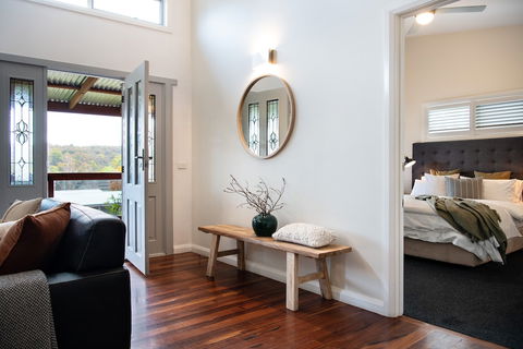 Oblique - ACT Tourism 0