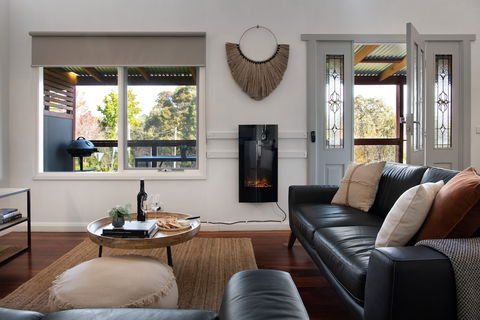 Oblique - ACT Tourism 6