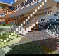 Castaways Unit 1 17 Shoal Bay Road - ACT Tourism