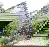 Elm Cottage Barn - ACT Tourism