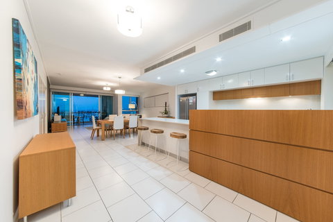 Peninsula 3 Bedroom Apartment - ACT Tourism 5