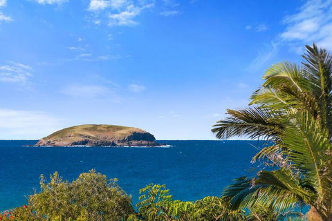 Ultimate Beach House - ACT Tourism 3