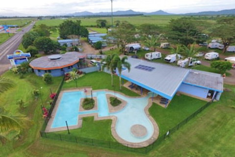 August Moon Caravan Park - ACT Tourism 0