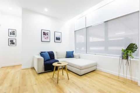 HAZEL, 3BDR Melbourne Apartment - ACT Tourism 0