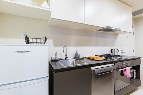 YASHITA, 2BDR Melbourne Apartment - ACT Tourism 2