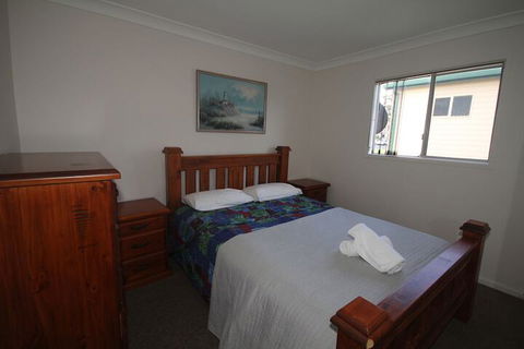 Amaroo Resort - ACT Tourism 4