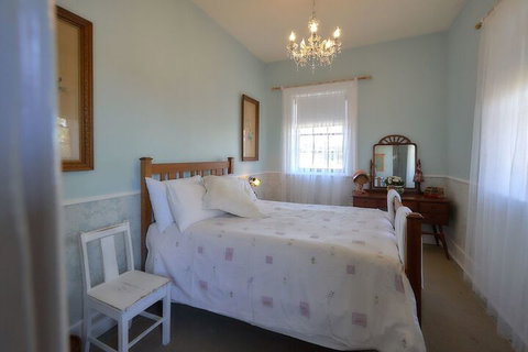 The Old Victoria - ACT Tourism 6