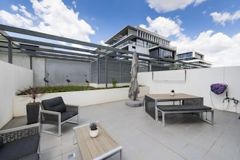 Accommodate Canberra - Lakefront - ACT Tourism 5