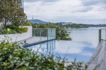 Accommodate Canberra - Lakefront - ACT Tourism 2