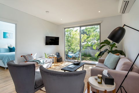 Yallingup Beach Home - ACT Tourism 4