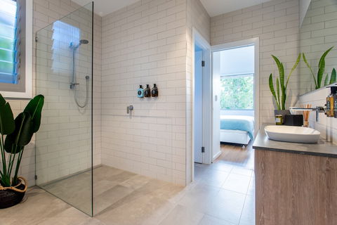 Yallingup Beach Home - ACT Tourism 3