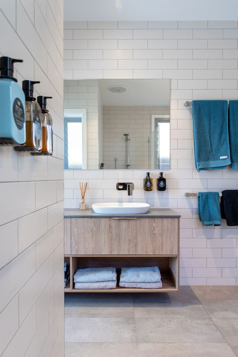 Yallingup Beach Home - ACT Tourism 6