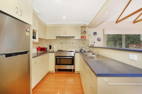 Alpine Vista - Short Walk To Town Centre - ACT Tourism 1